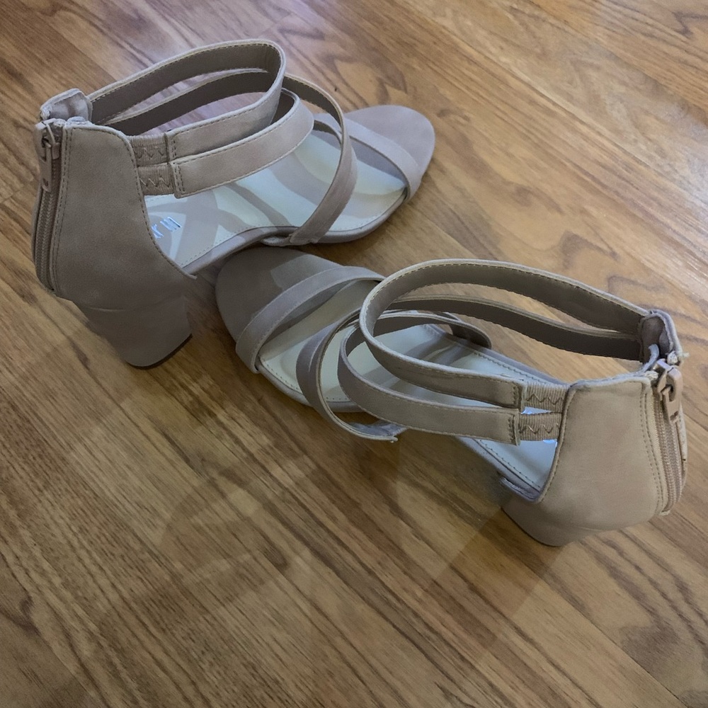 Bar III Pink Blythe Sandal